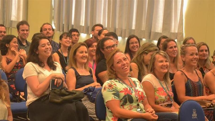 A formação de nossos educadores faz parte do cotidiano escolar por meio de encontros que promovem momentos de estudo, capacitação e integração.​​​​