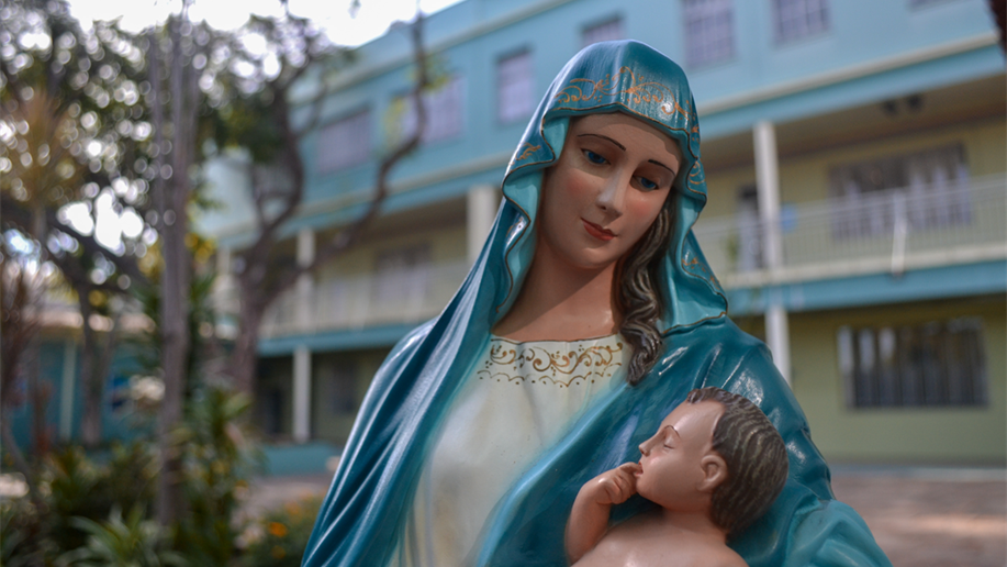 Missa da Família em homenagem à Maria e às mães acontecerá na paróquia Nossa Senhora da Glória