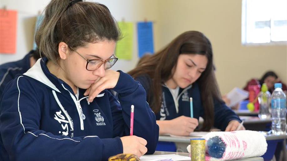 Provas estão sendo aplicadas para o ensino médio nesta segunda e terça-feira