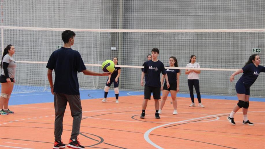 Turmas dos Anos Finais e Ensino Médio disputaram jogos das modalidades Futsal, Basquete, Handebol e Vôlei
