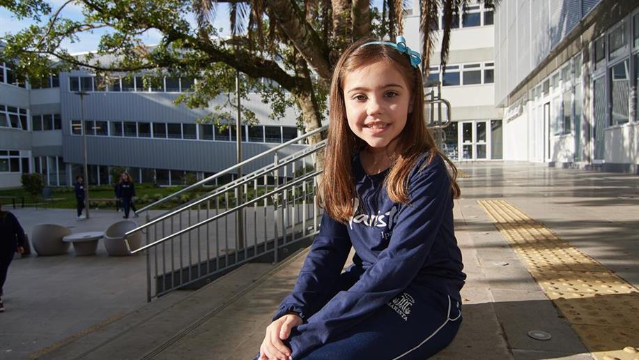 O uniforme é uma forma de identidade dos estudantes maristas. Além de unificar o jeito de vestir, o uniforme garante mais segurança no acesso aos espaços da escola e identificação em passeios e atividades externas.