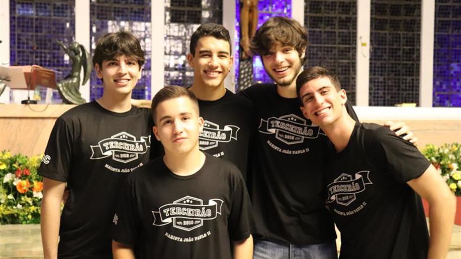 Estudantes e famílias agradeceram pelas conquistas do ano letivo
