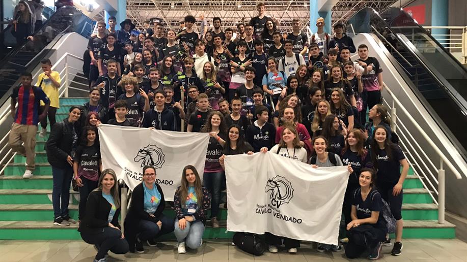 Estudantes do Colégio conquistam 1º lugar na Competição Brasileira de Robótica e mais premiações no evento “4 em 1” da Rede Marista
