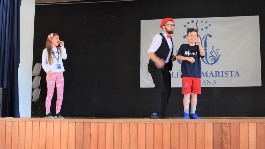 Para homenagear nossos estudantes, valorizando as infâncias e seu protagonismo, preparamos uma programação repleta de atividades diferentes!
