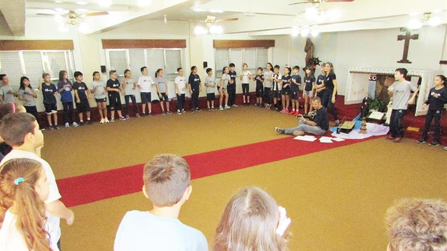 Estudantes do 4º ano EF participaram de reflexões e dinâmcias de grupo.