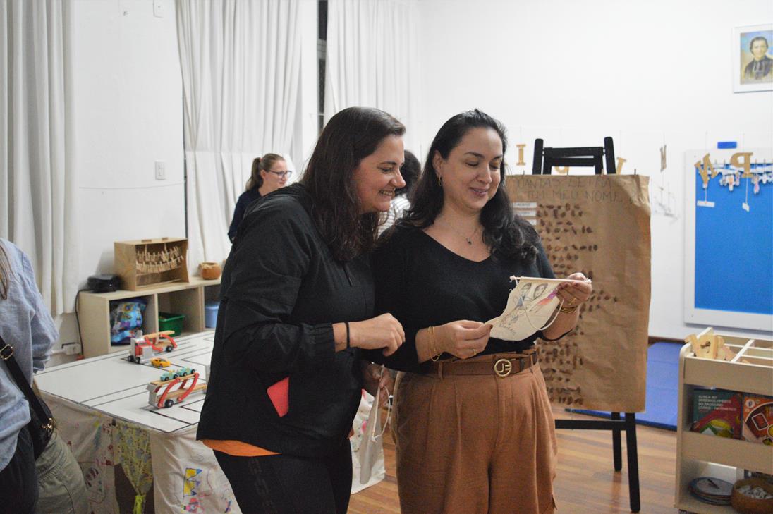Apresentação para famílias - Territórios.jpg